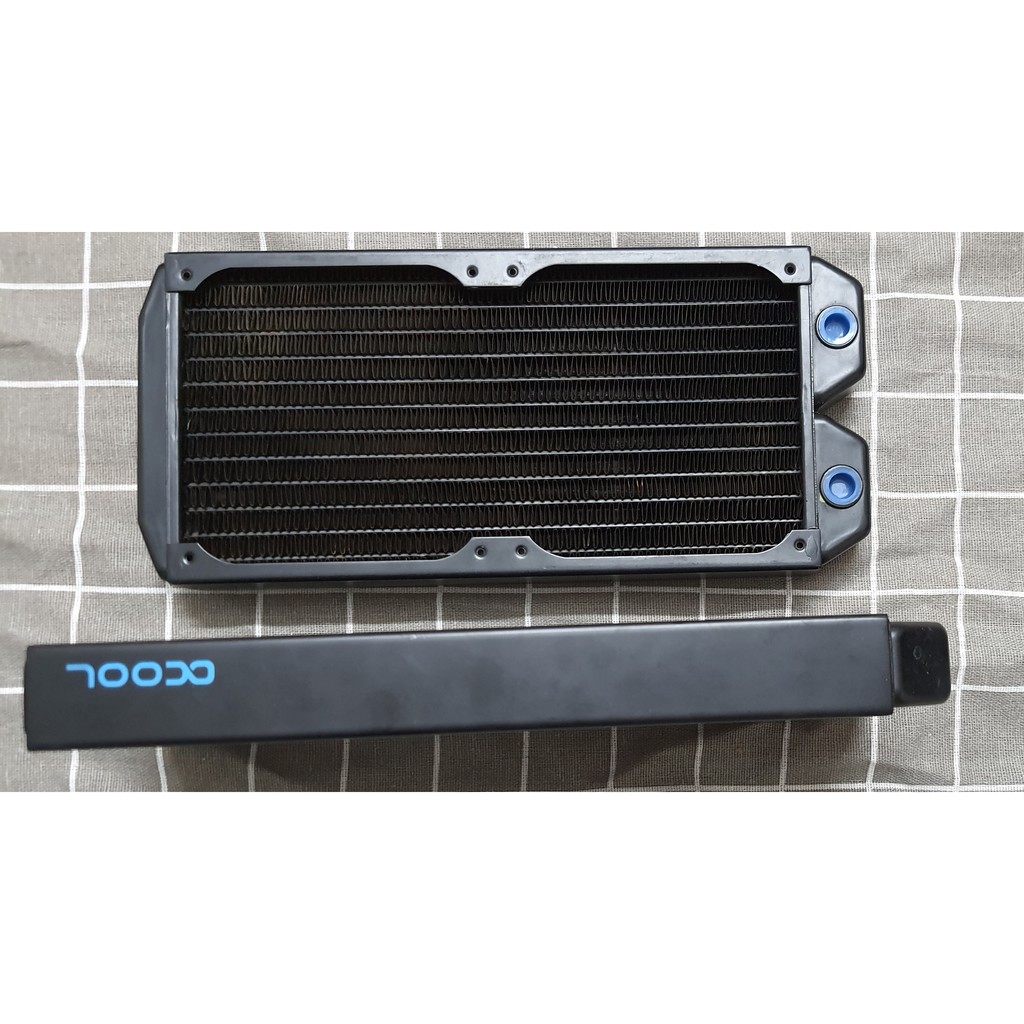 Két làm mát Radiator Alphacool ST30