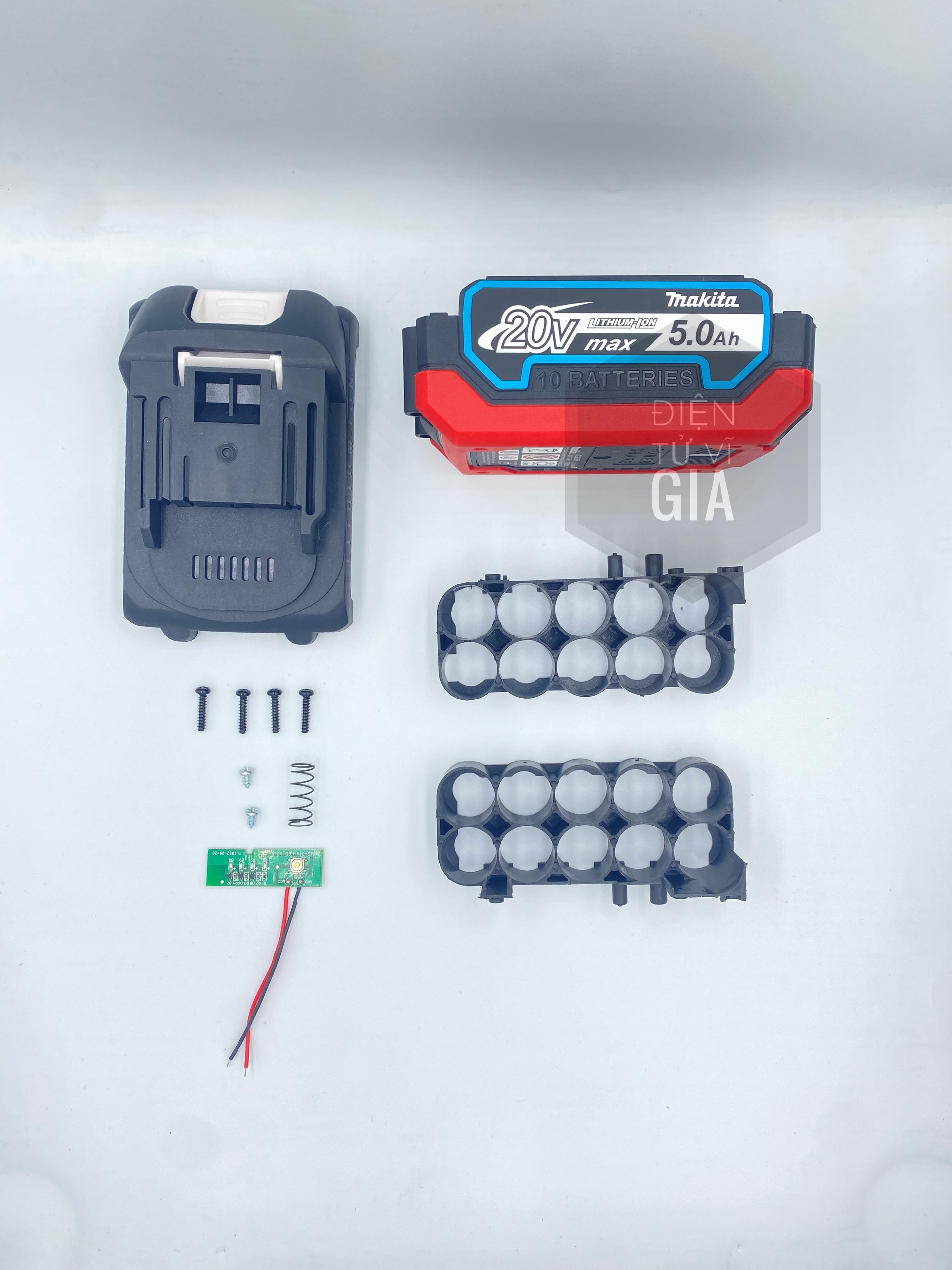 Vỏ pin Makita Chống Sốc 5S2P 18V 2 Hàng 10 Cell Kèm phụ kiện Ốc vít và Tem