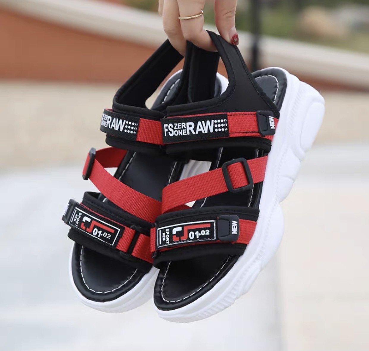 Giày dép nữ mùa hè