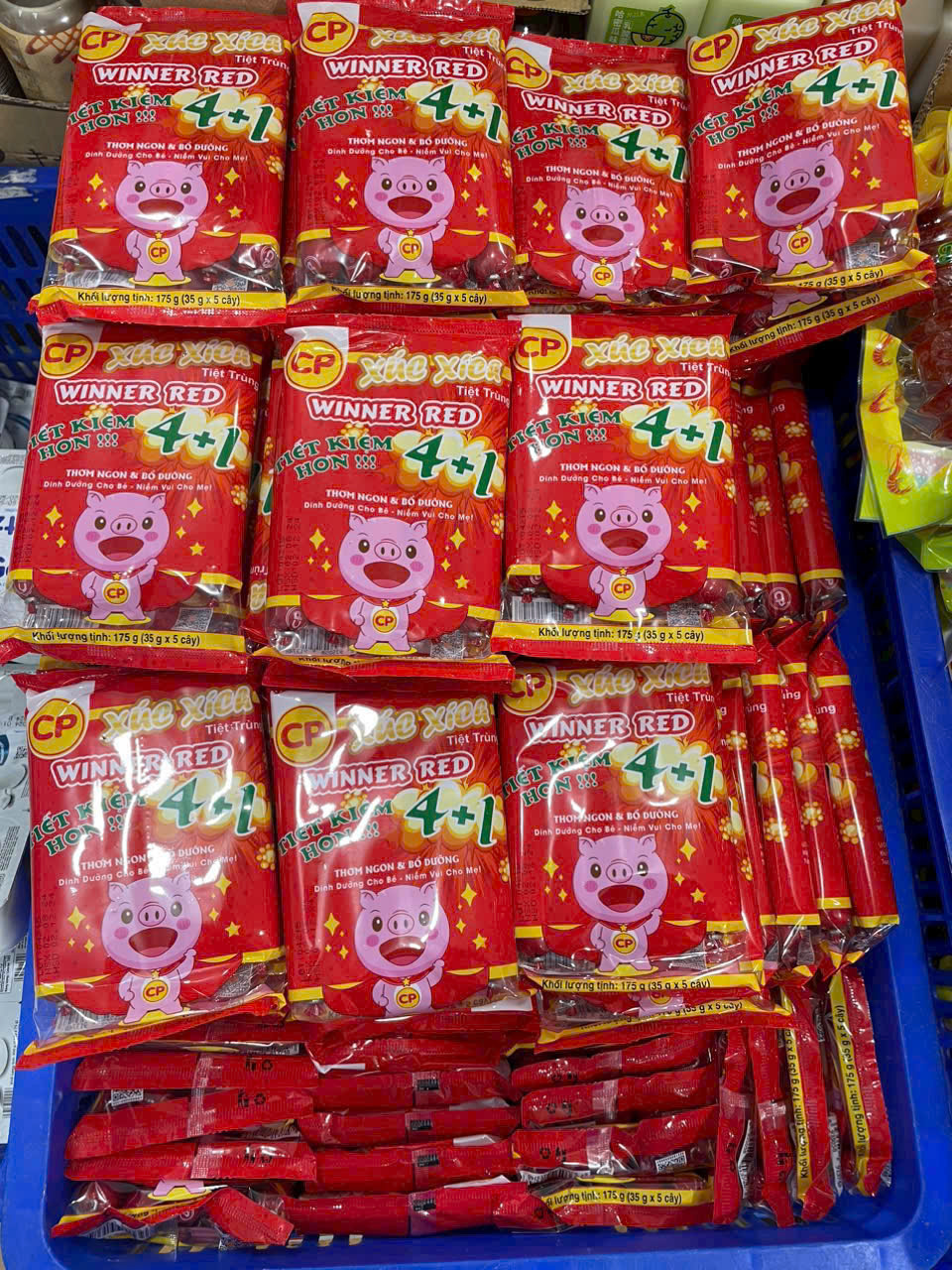 Combo 1 Thùng Xúc Xích CP Winner 4+1 RED Tiệt Trùng Dinh Dưỡng