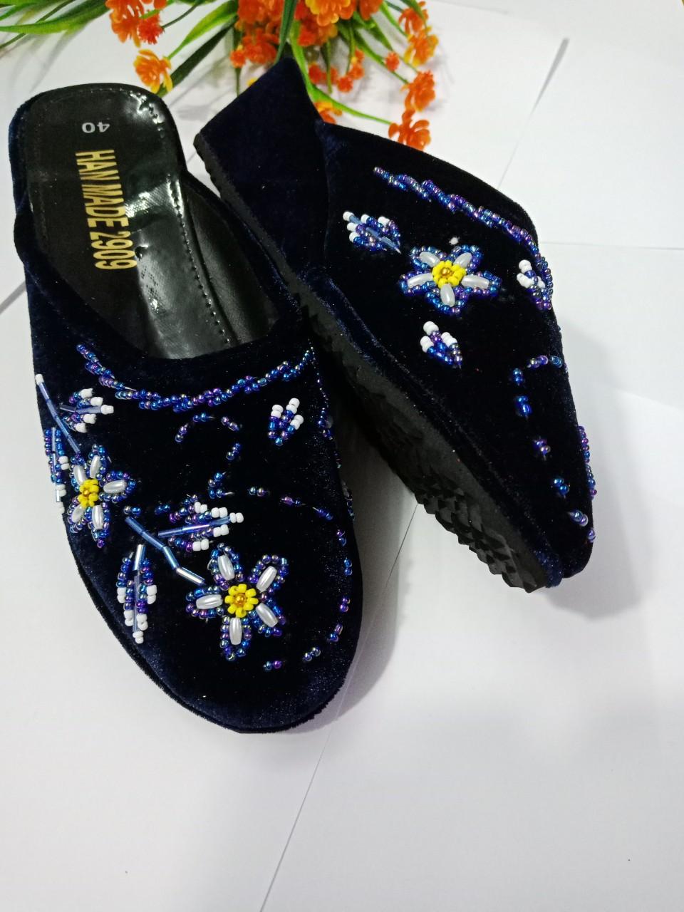 Hài nhung thêu kết cườm màu xanh đen quý phái