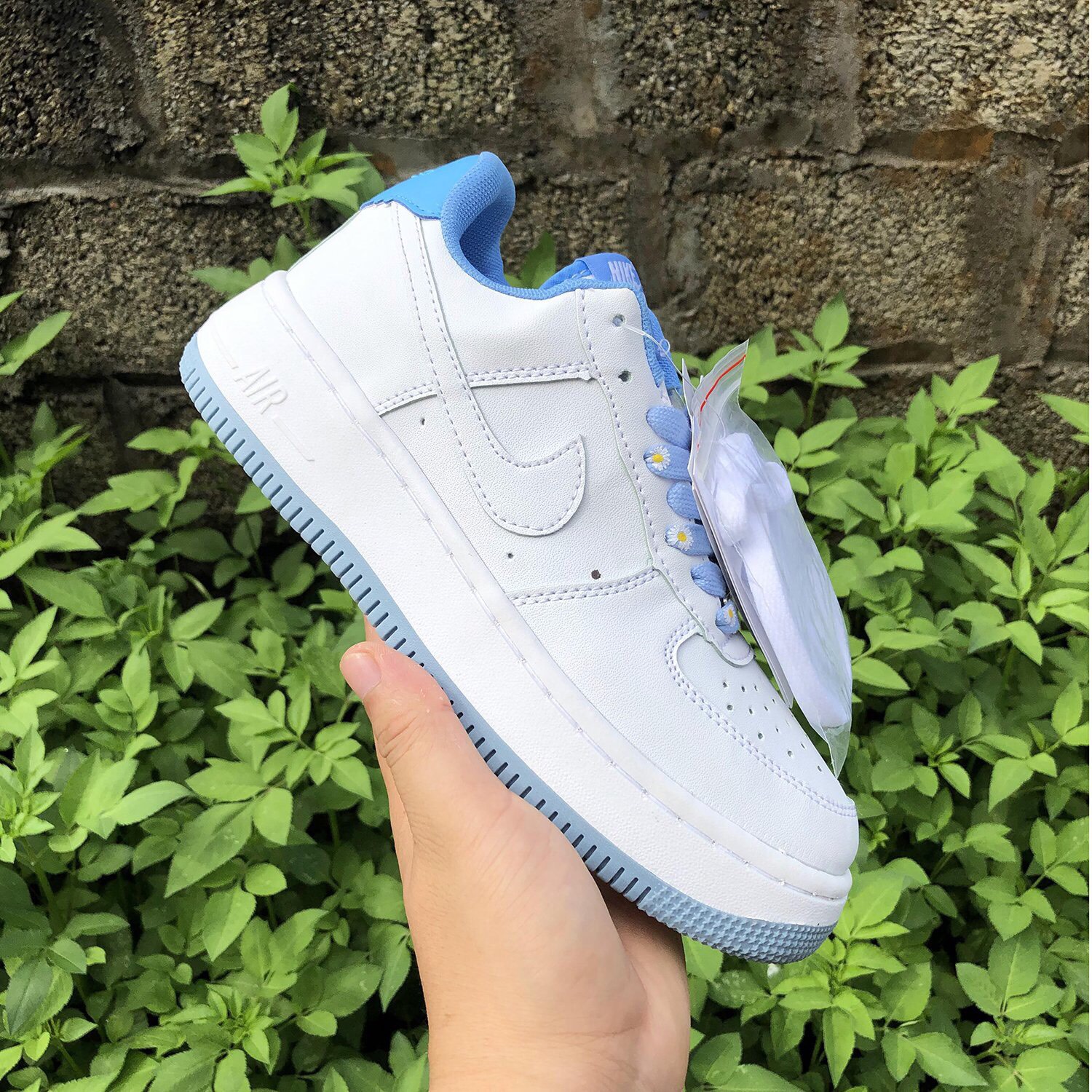 Giày AF1 Màu Mới , GIÀY NIKE MỚI MÀU Trắng Đế Xanh - Trắng Đế Hồng