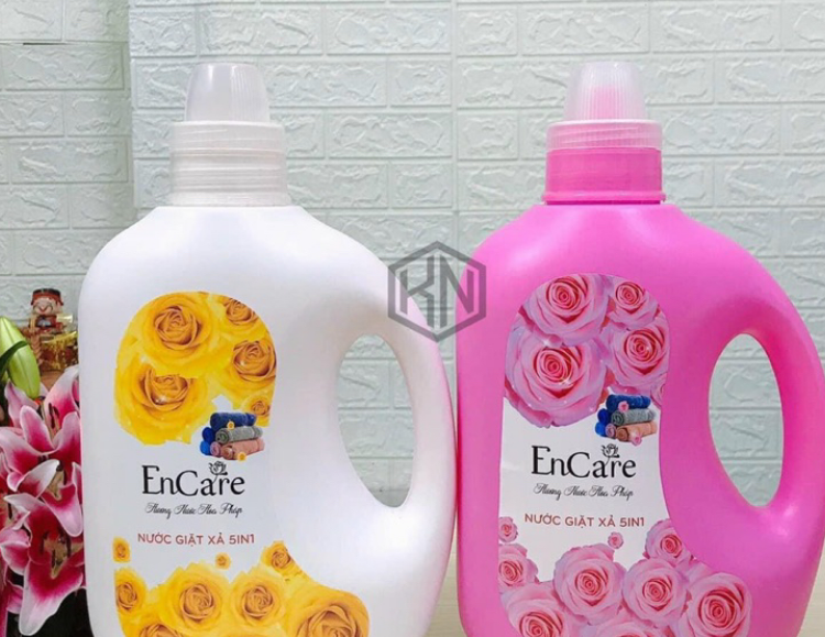 Nước giặt hương nước hoa pháp Encare 2 Lít đậm đặc .
