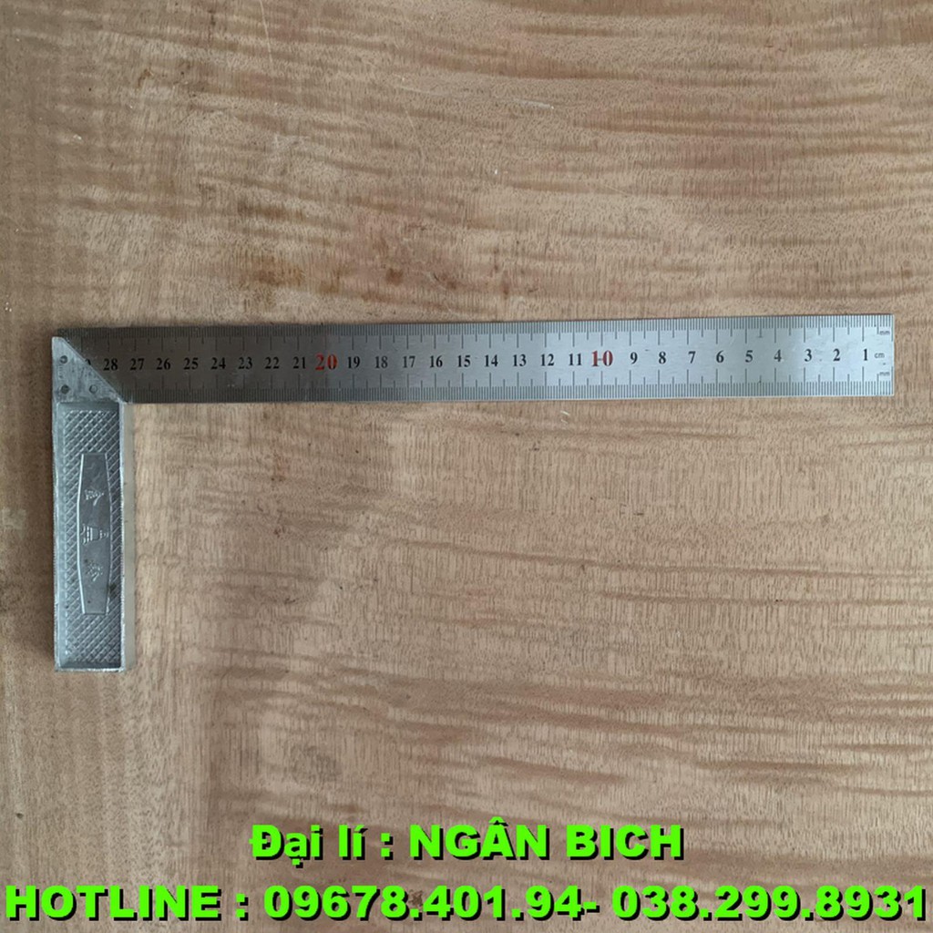 Thước ke góc vuông dài 30cm