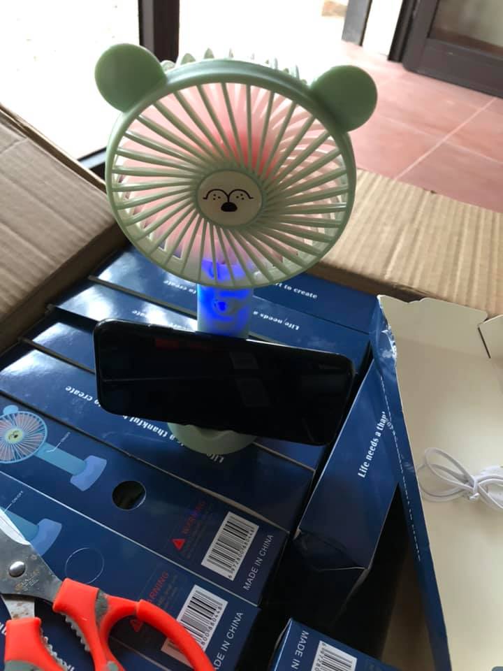 Quạt cầm tay Mini kèm chân đứng + sạc+ pin