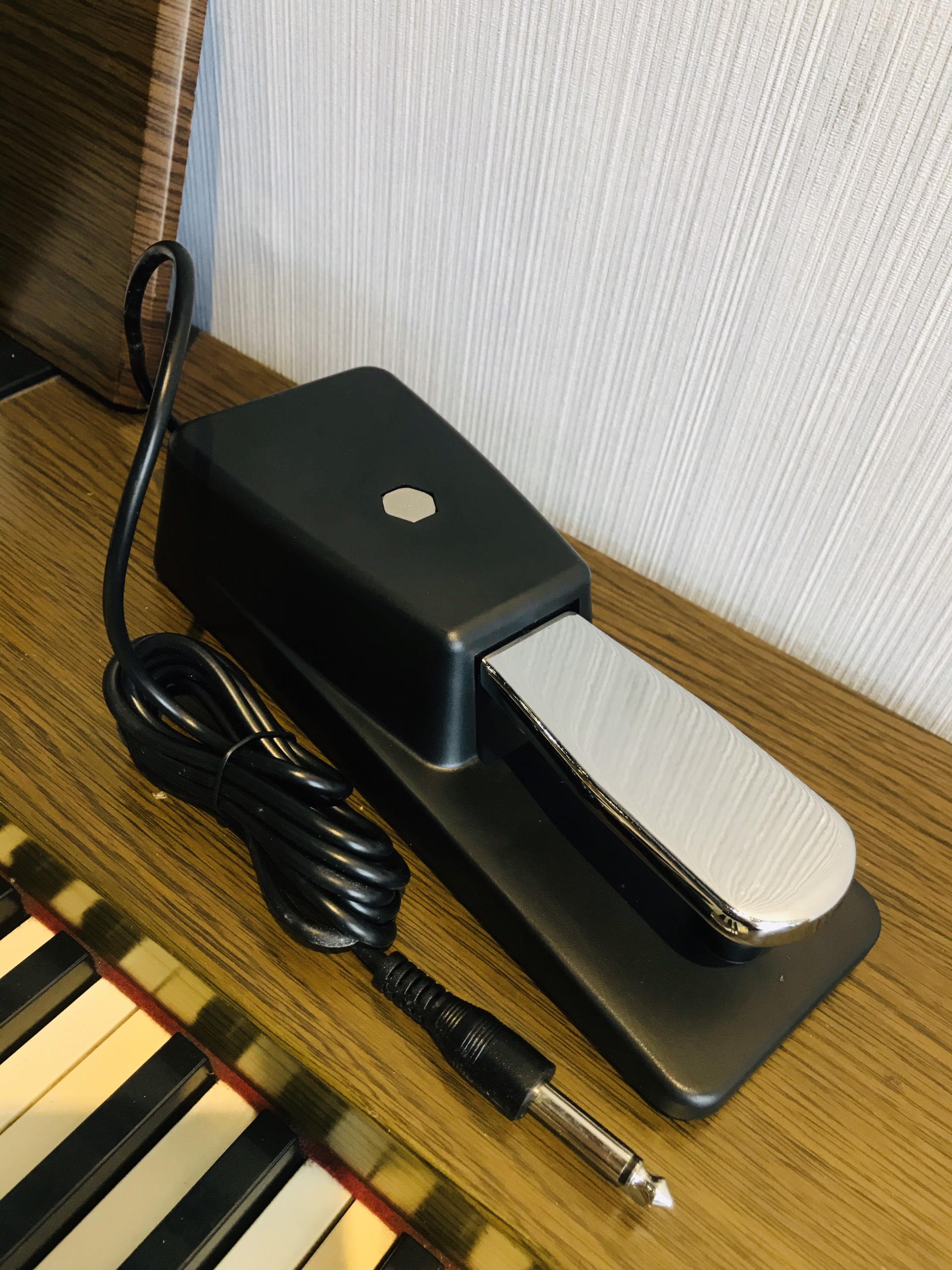Pedal đàn organ medeli p80a