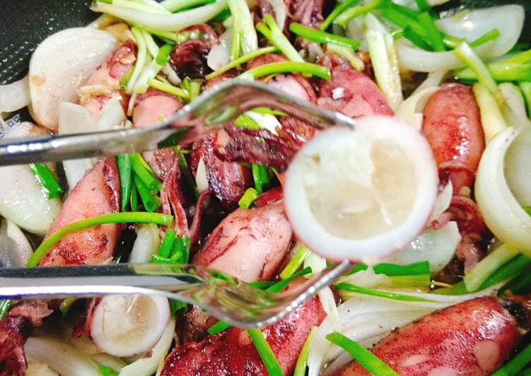 1kg mực trứng