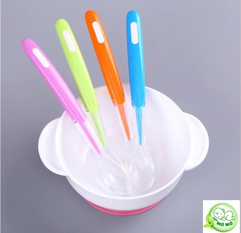 Thìa Silicon Trong Suốt Siêu Mềm Sâu Lòng Cho Bé