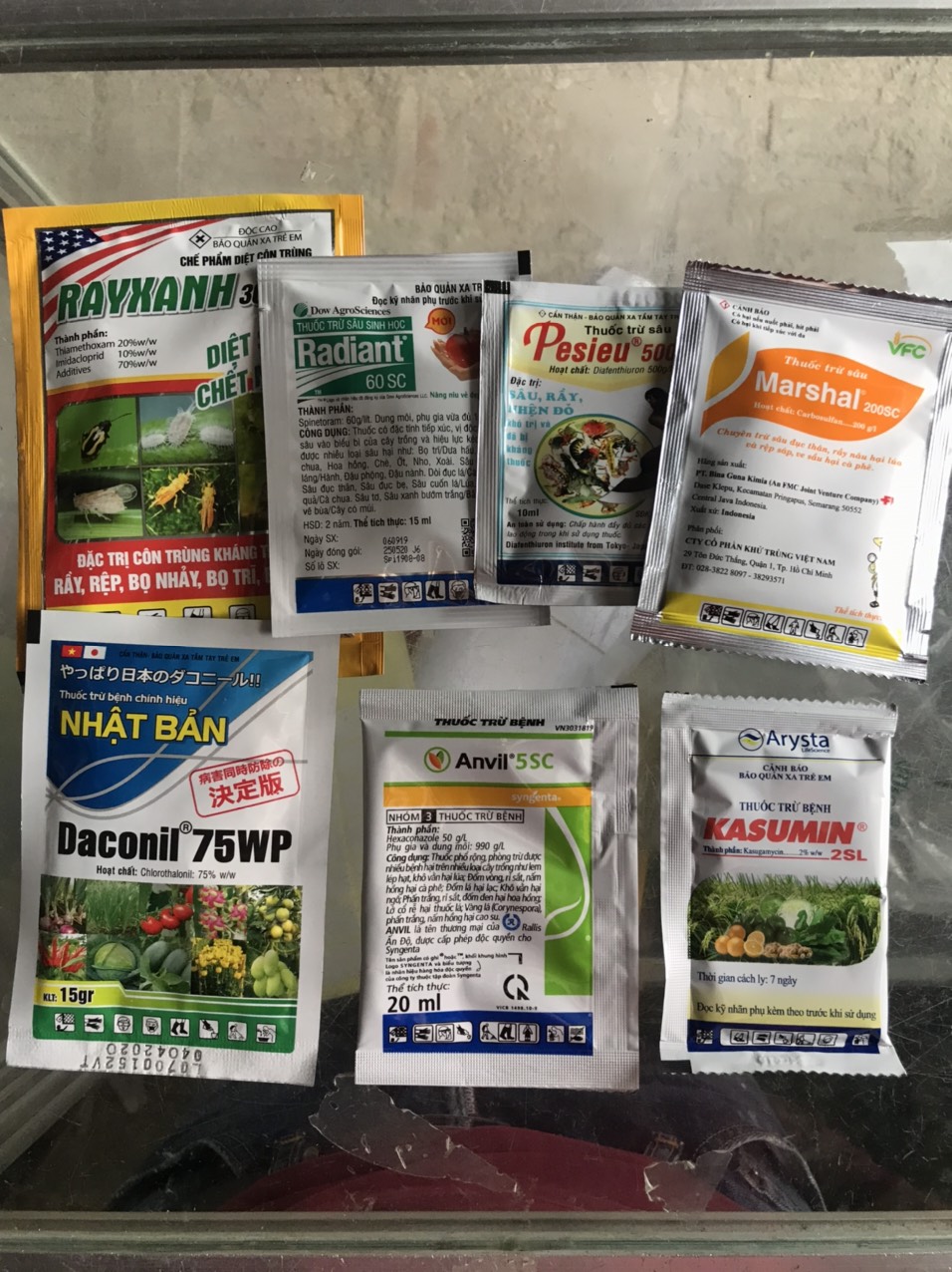 Combo thuốc trừ sâu, trĩ, nhện, nấm chuyên dùng cho Hoa Hồng & rau màu ( tặng siêu lân Bỉ)