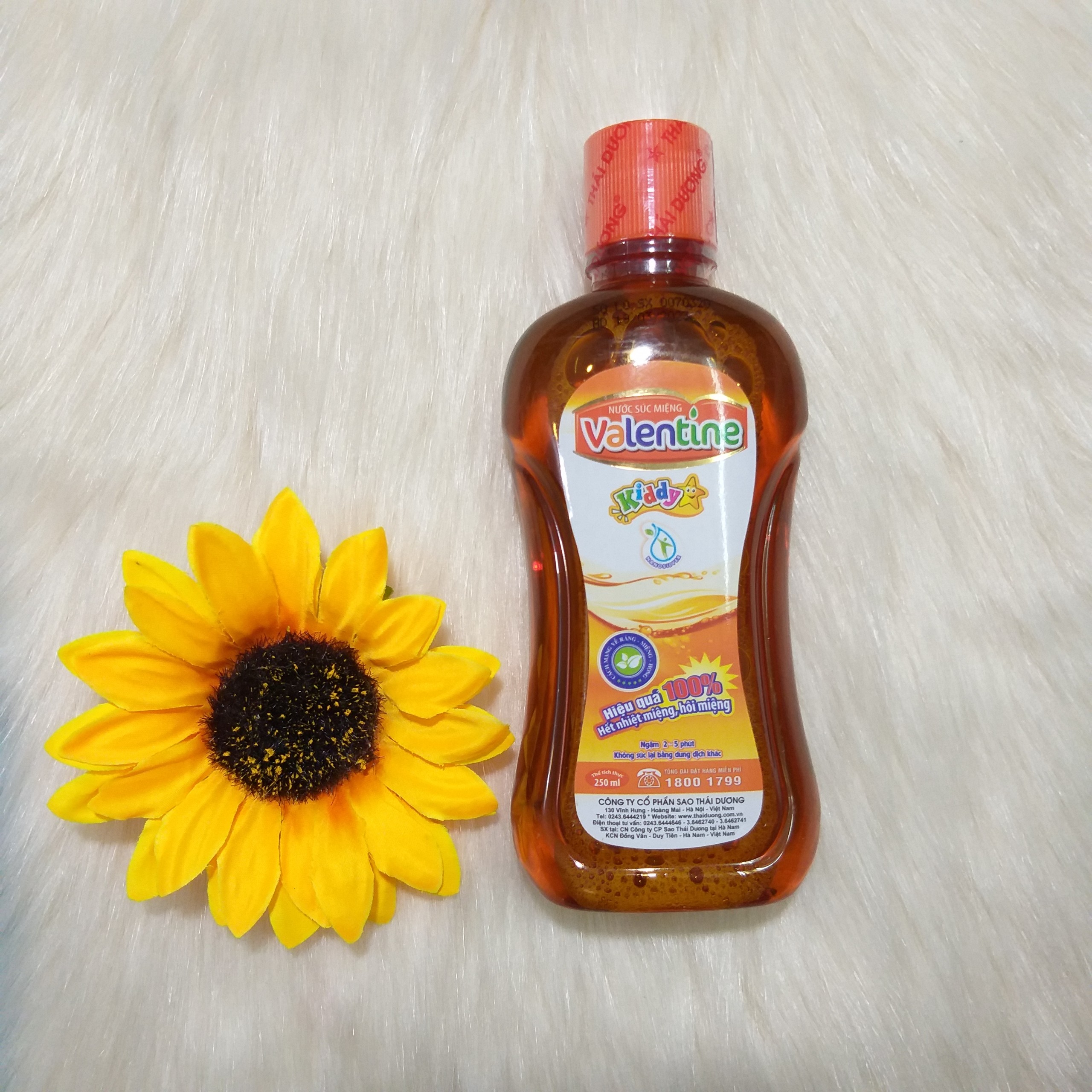 Nước súc miệng Valentine Kiddy - 250ml