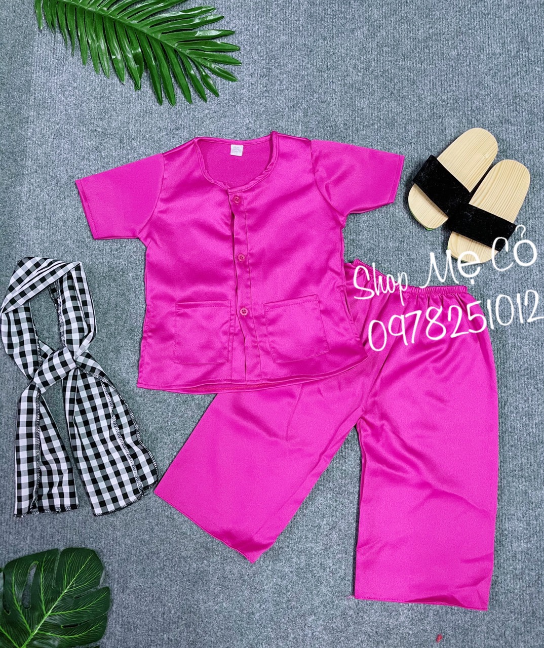 Bộ bà bà kèm khăn rằn cho bé trai bé gái dễ thương cho bé