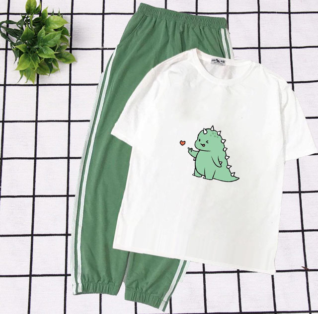 [HAN HAN SHOP 271] Sét Bộ Quần Áo Nữ Mặc Đi Chơi Xinh Cute, Áo Thun Phông Cotton Organic In Khủng Long Bắn Tim Quần Thun Sọc Bo Chun Gấu