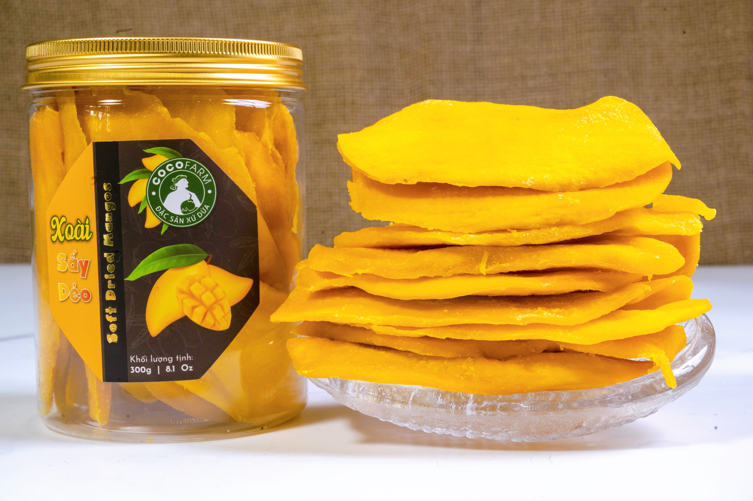 Mứt Xoài Keo sấy dẻo Cocofarm hộp 300g