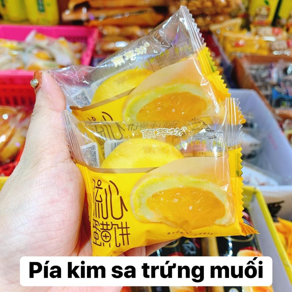 1 thùng 2.5 kg Bánh pía kim sa trứng muối