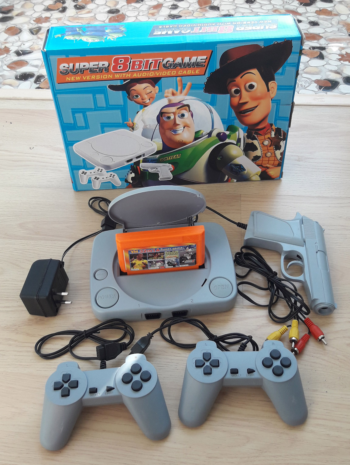 Máy chơi game băng nhựa 8 BIT TV GAME có sẵn game trong máy + băng 132 trò