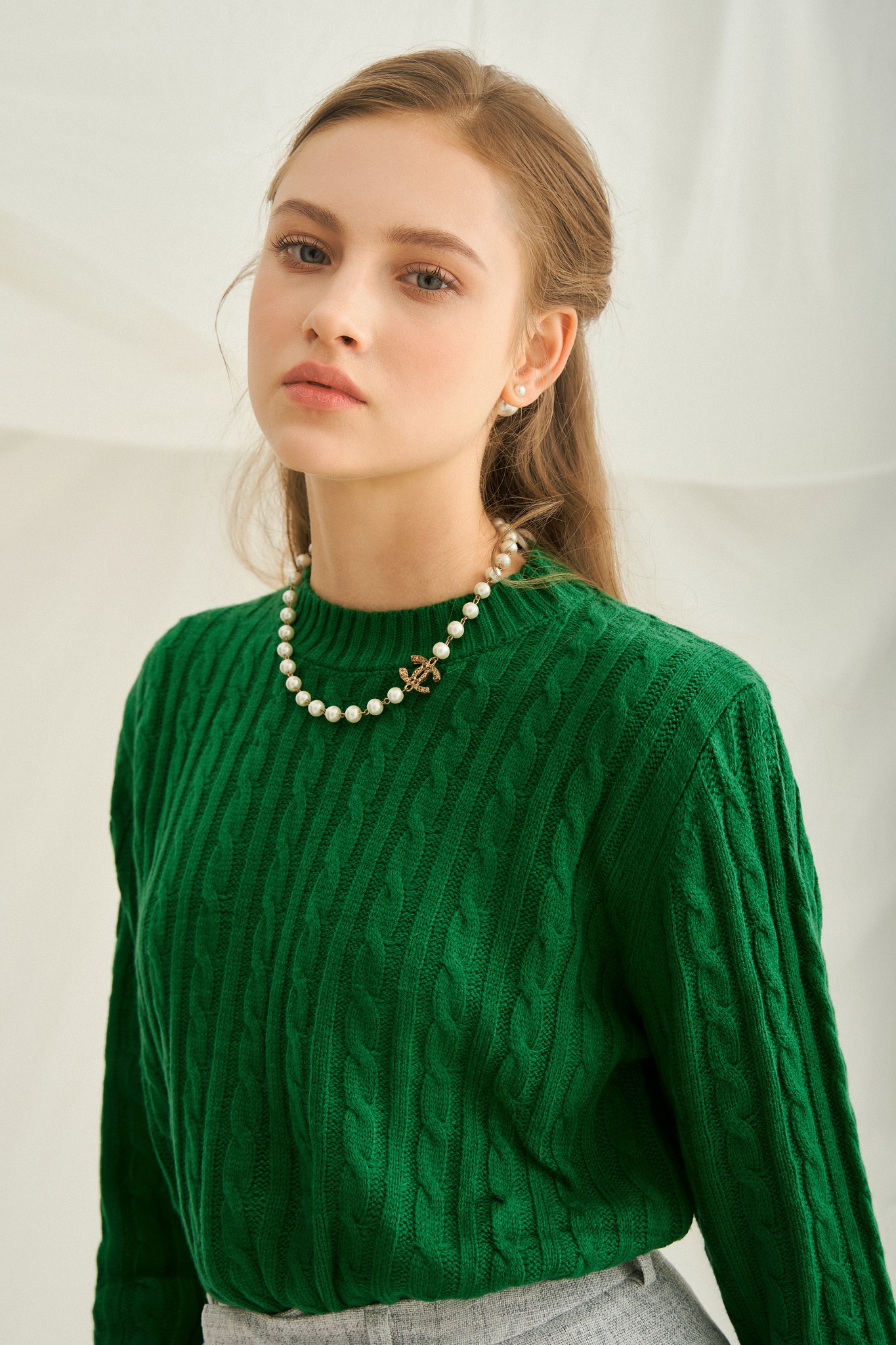 Maven - áo len xanh cổ tròn cozey top