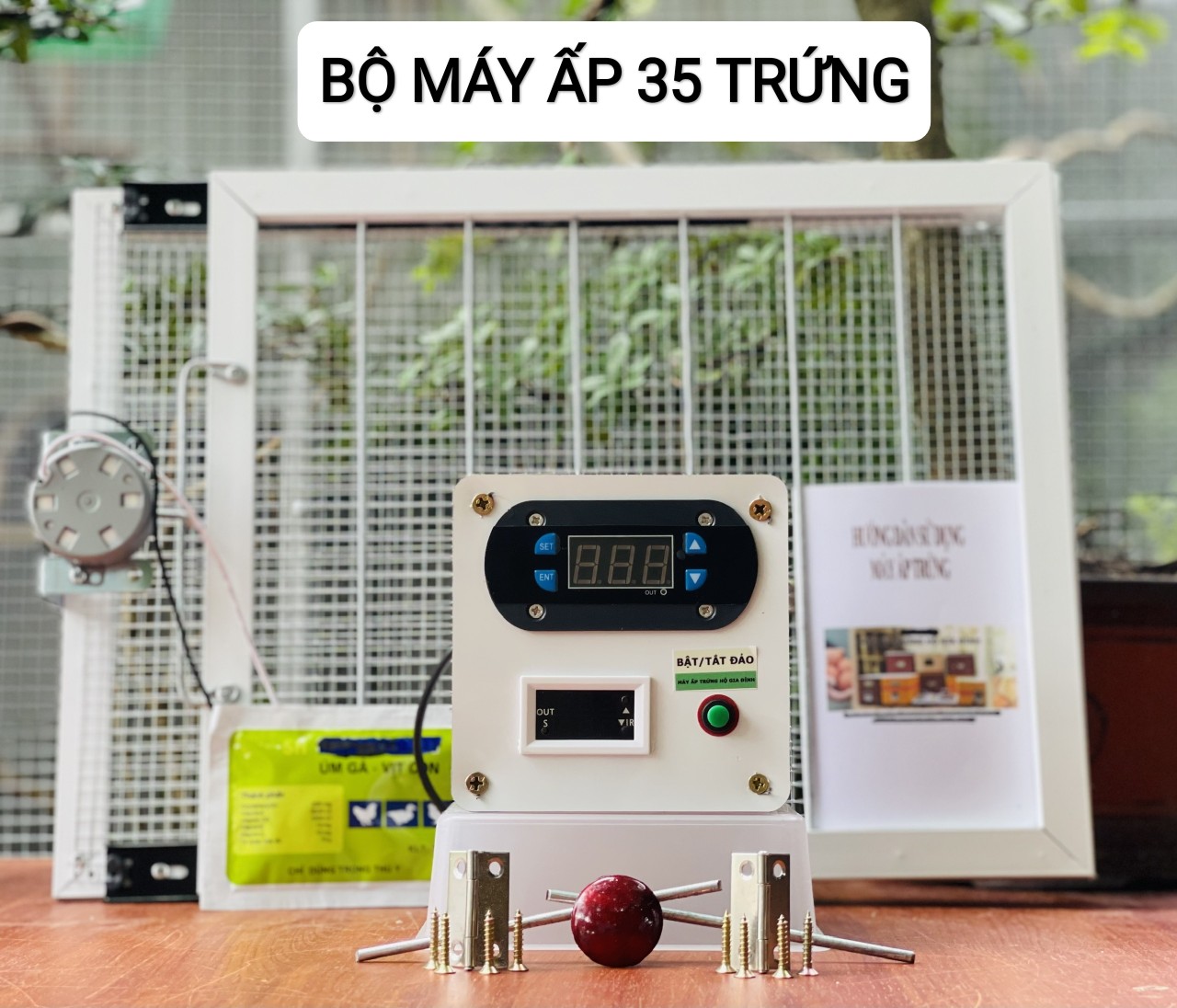 Máy ấp trứng đảo tự động 35 trứng về ráp vào thùng xốp