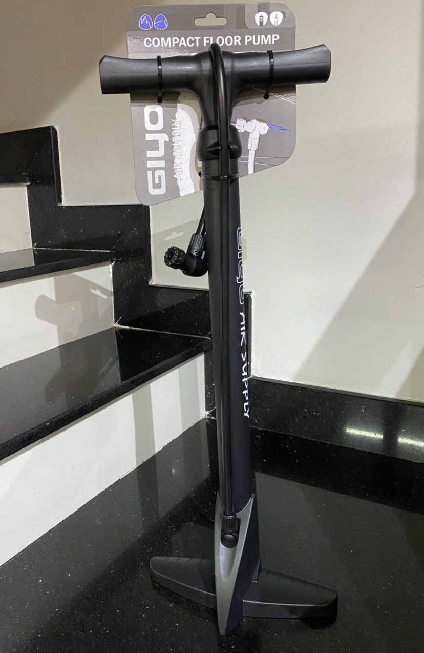 Bơm xe đạp xe máy 160psi/11kg giyo gf-43 thân nhựa đài loan -sports world