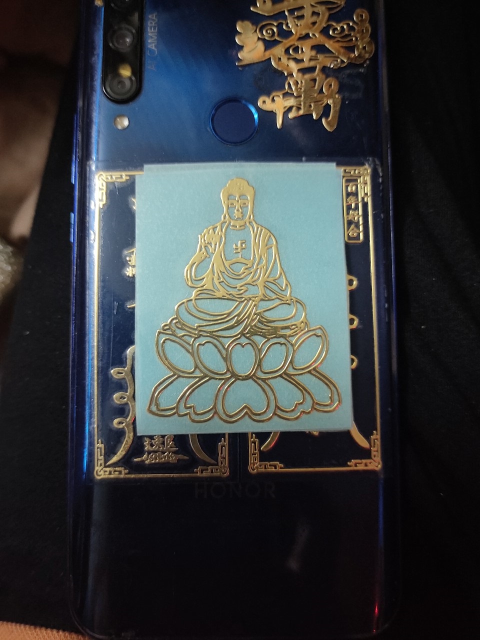 Phật Thích Ca phù hộ sticker vàng dán điện thoại cao cấp