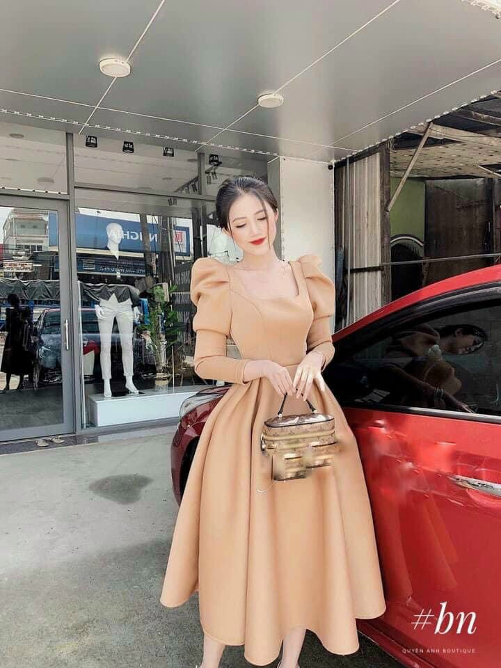 Đầm nữ dáng xòe cổ vuông tay phồng chất mango freesize 2 màu đen và nude