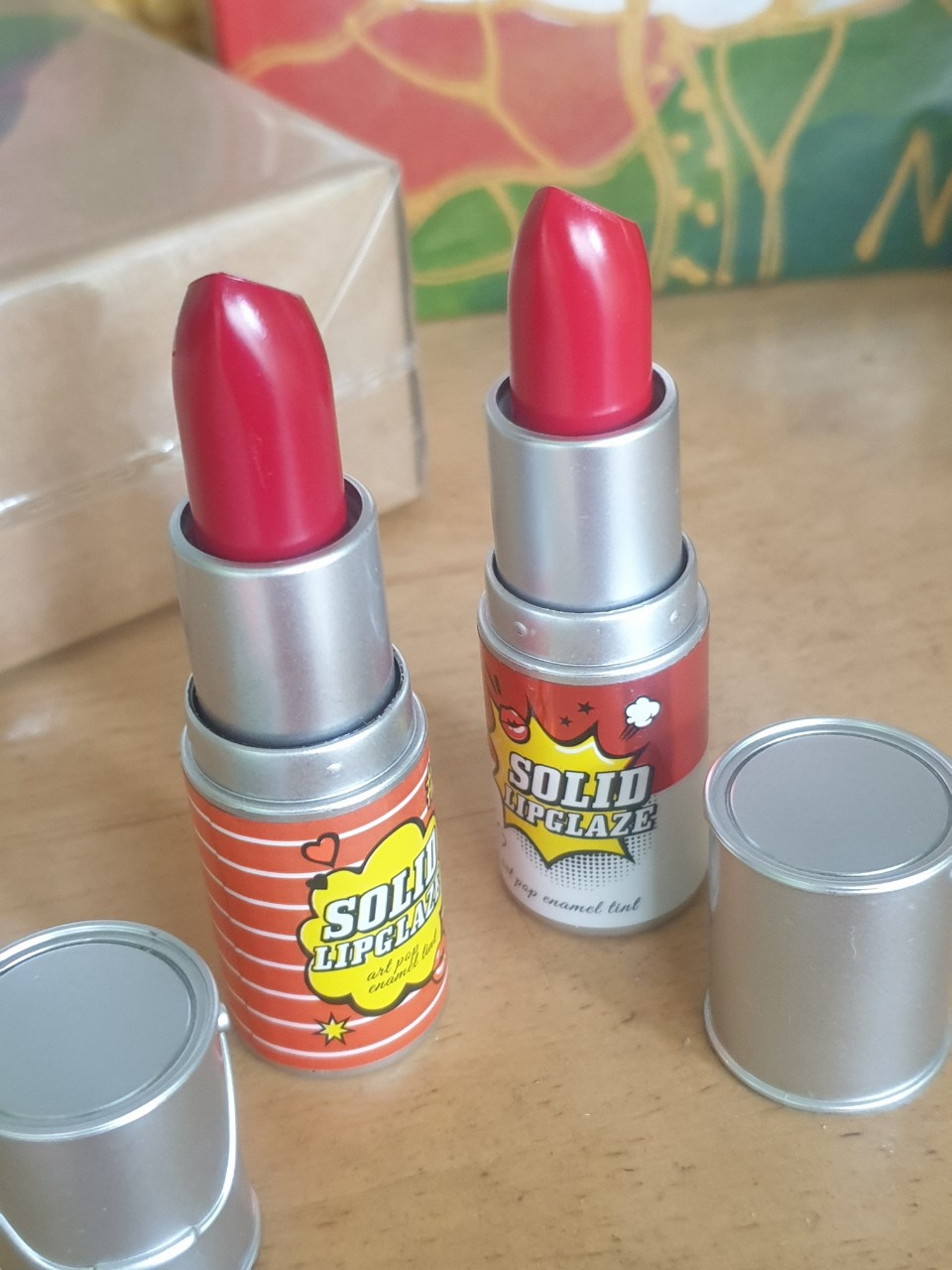 Son Thỏi thiết kế vỏ son thùng sơn nhỏ xinh chất son mịn môi