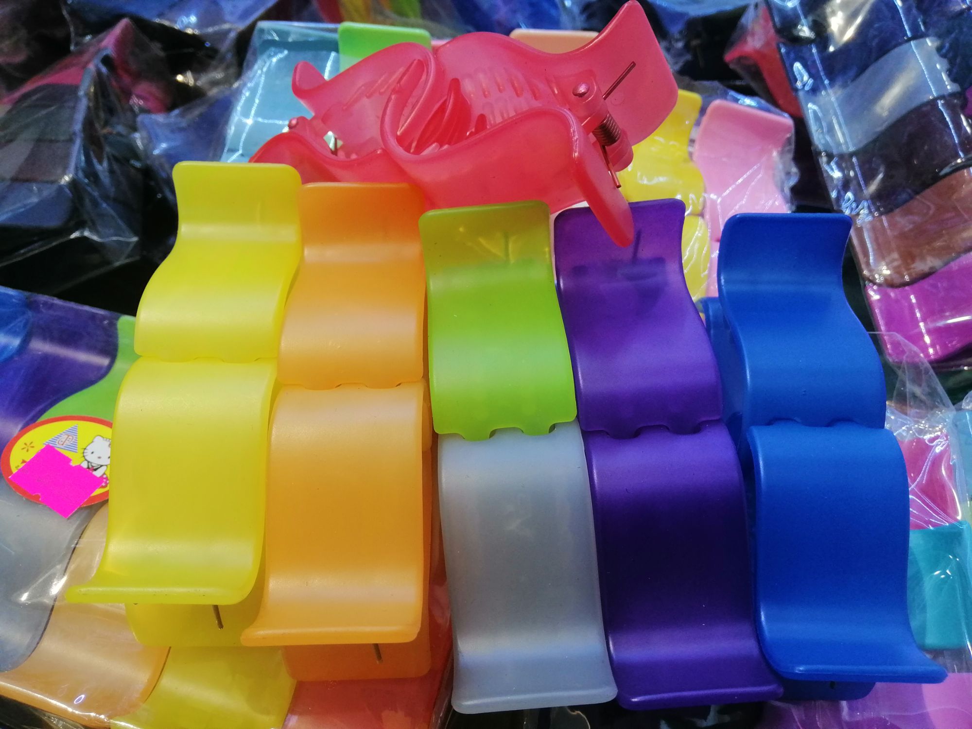 Combo 4 kẹp tóc 5 răng hàng loại 1.