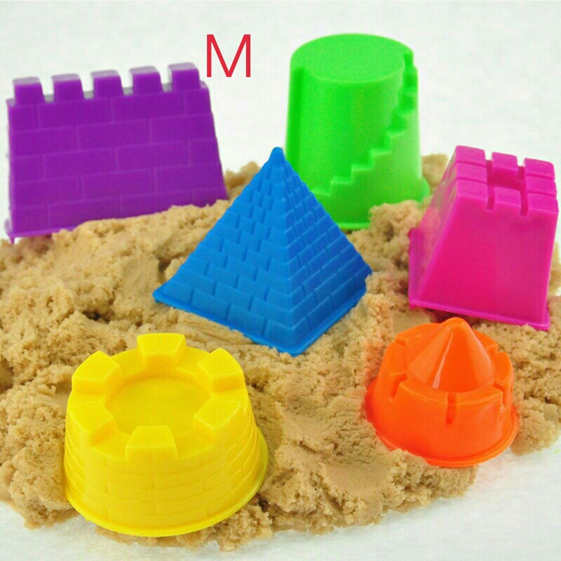 khuôn chơi cát động lực M