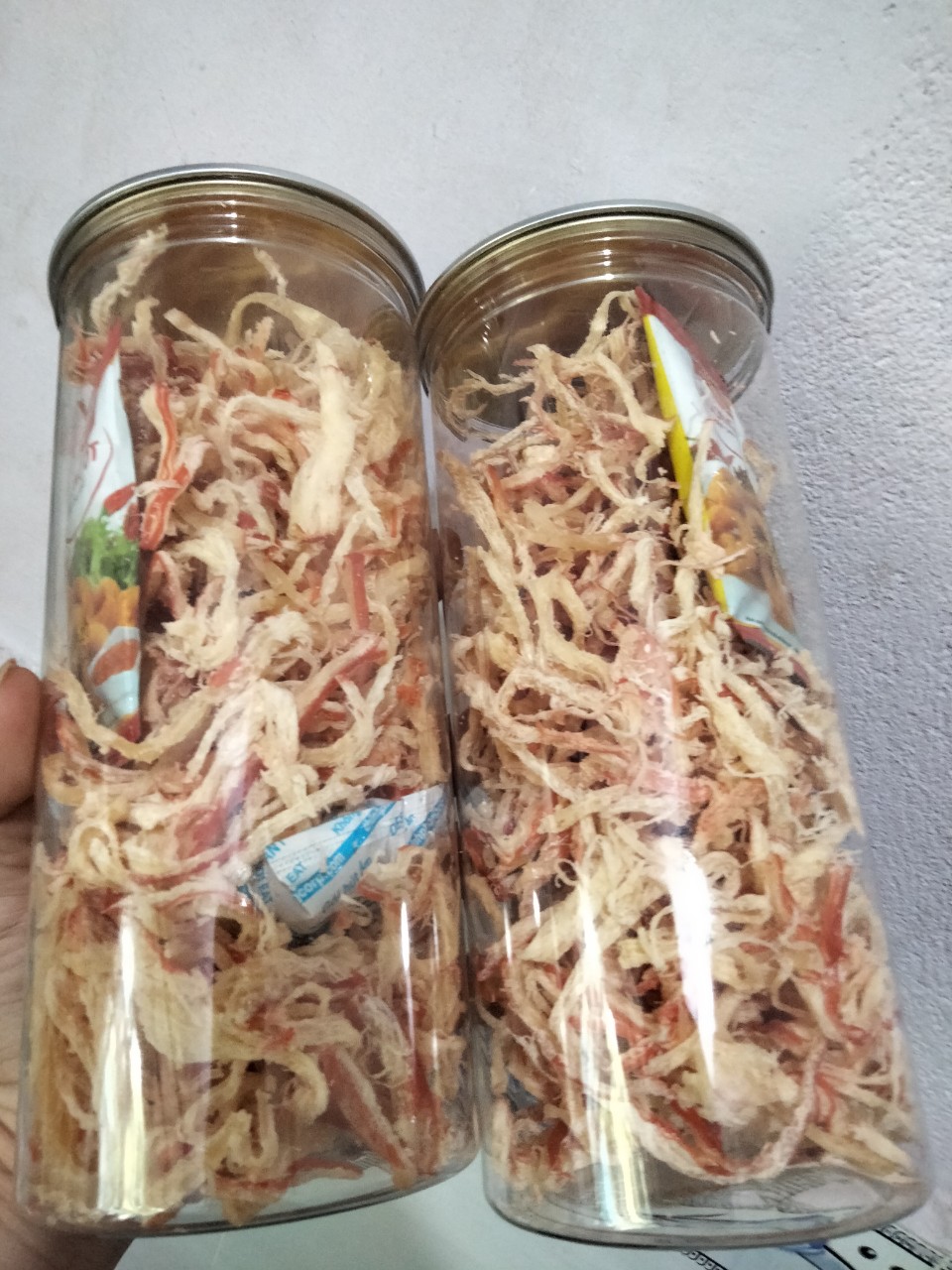 2 hũ mực xé hấp nước dừa