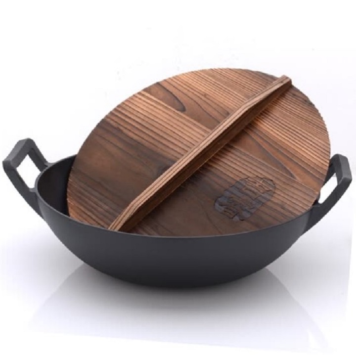 Chảo gang sâu lòng nắp gỗ đường kính 25 cm sịn sò