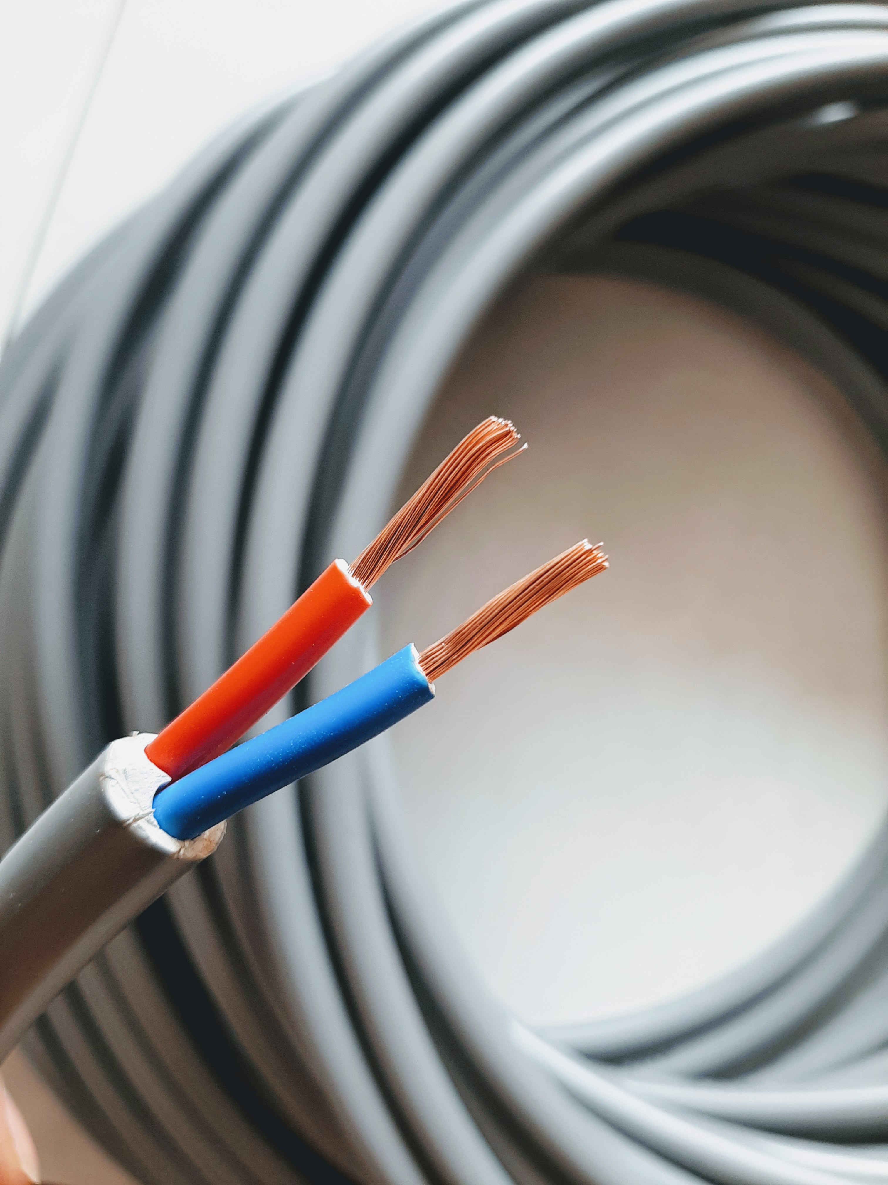 10 Met dây điện đôi 2 lõi 2x6.0 Fadaco vỏ bọc tròn xám lõi 3.3mm