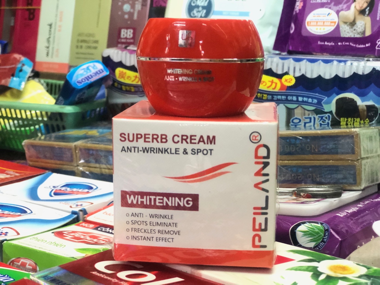 Kem dưỡng trắng làm mờ vết nám peiland anti-wrinkle & spot 20g