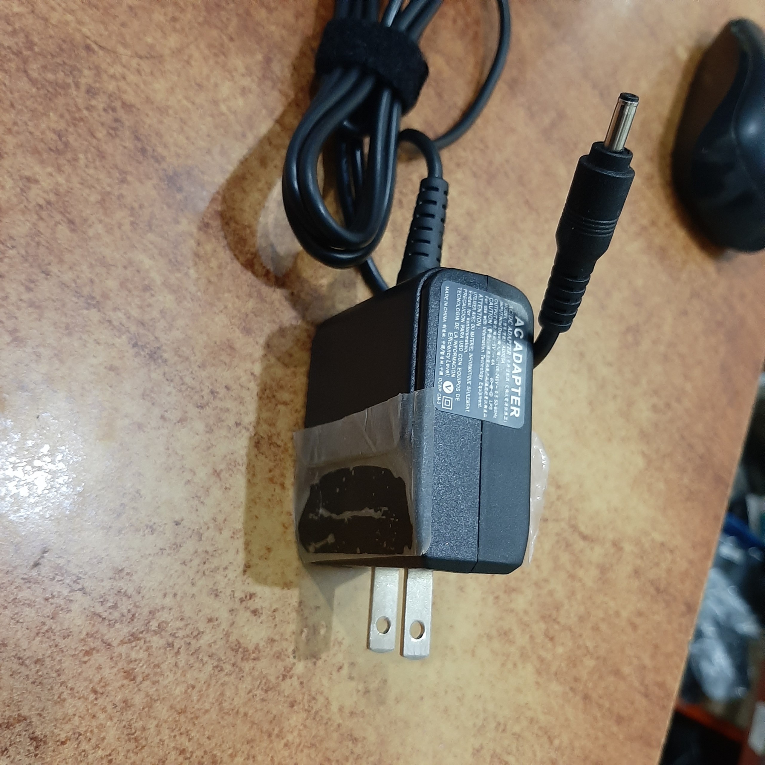 Sạc laptop lenovo ideapad 100s-11 100s-11iby