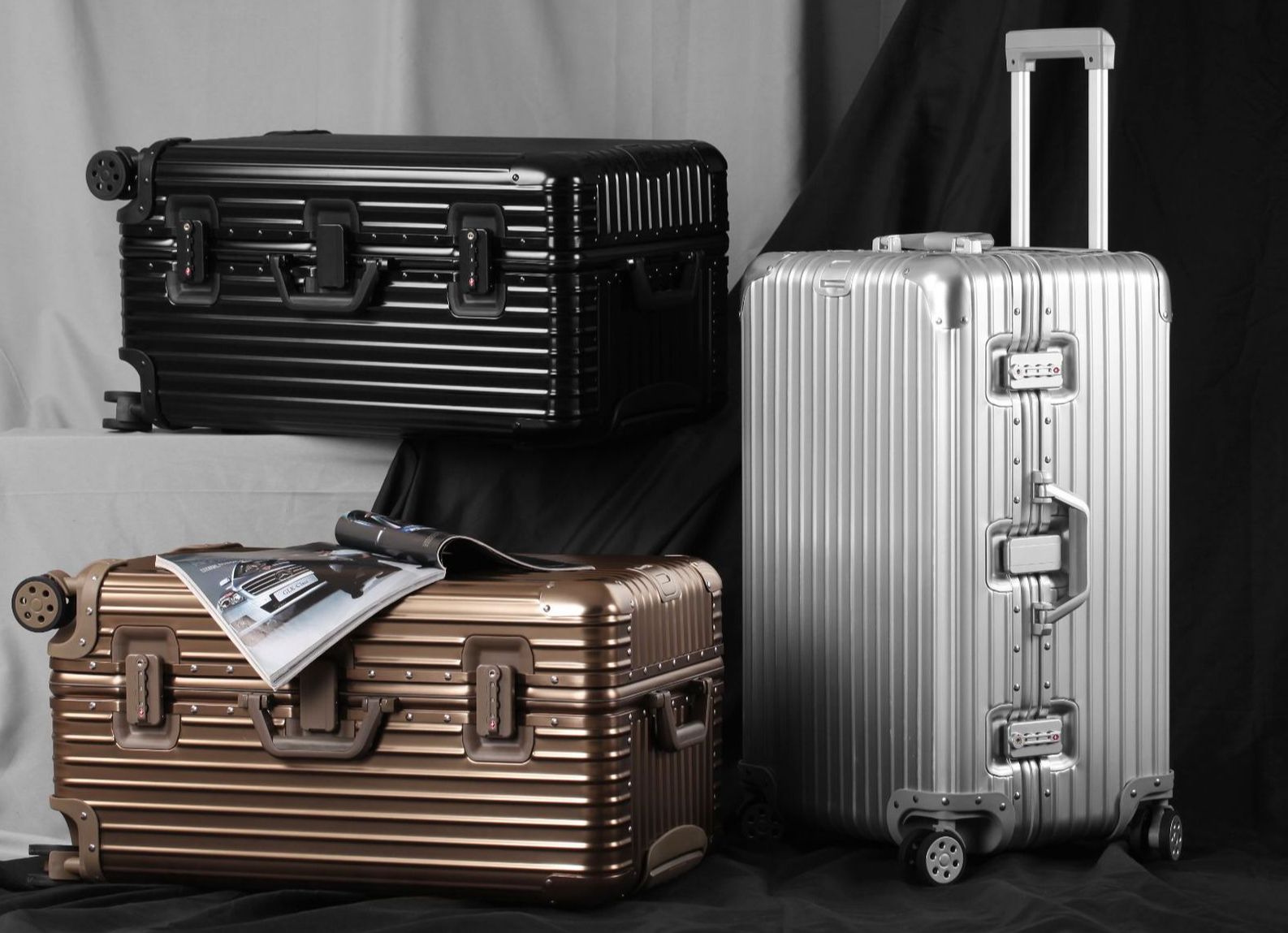  VALI NHÔM NGUYÊN KHỐI SIÊU TO CHỐNG VA ĐẬP AS 1806 SIZE 28 32 34 INCH 