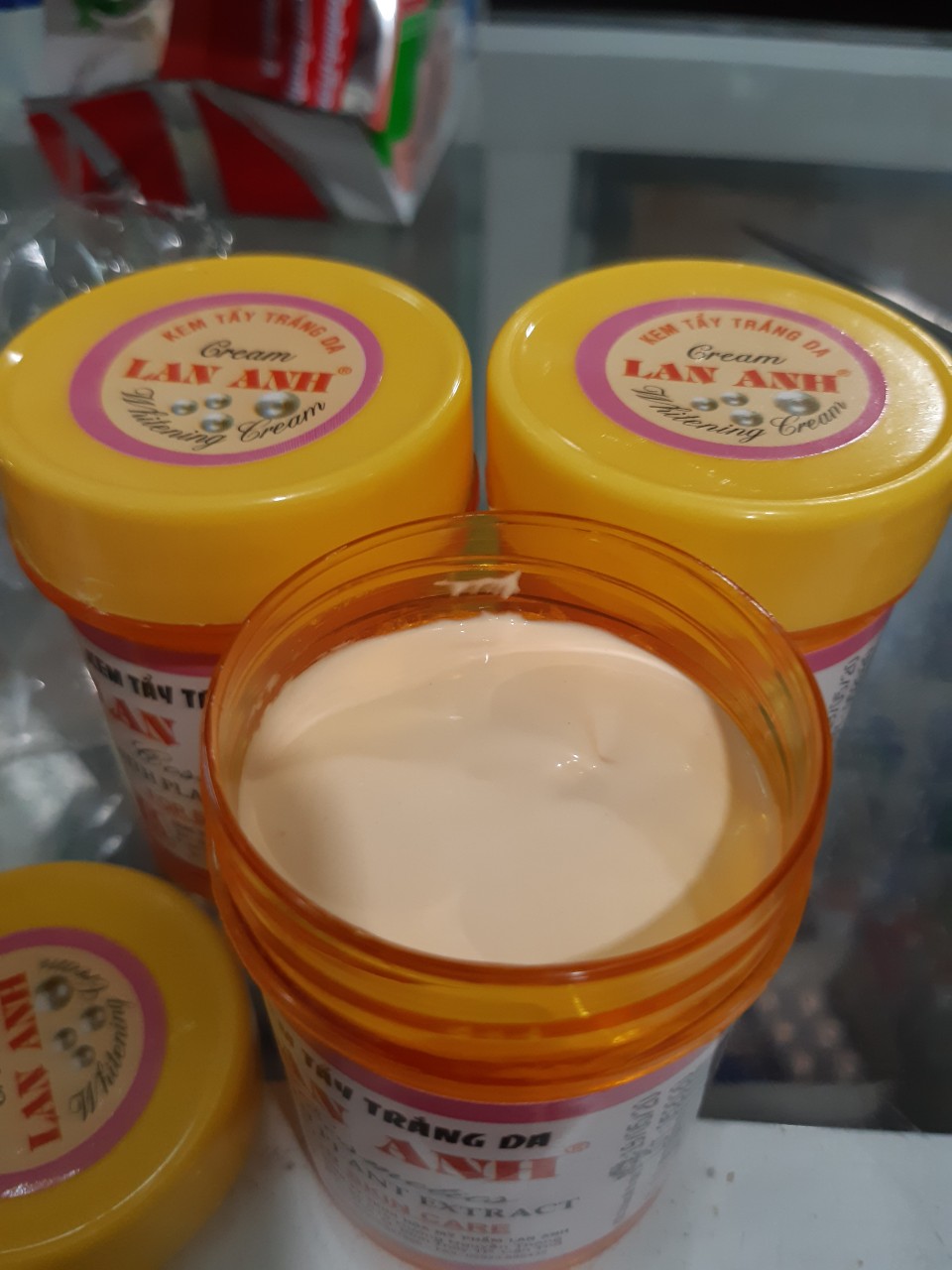 kem tẩy lan anh