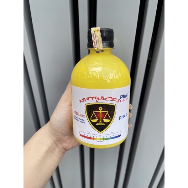 Acid béo hỗ trợ nhuộm, uốn, duỗi, tẩy tóc 450ml