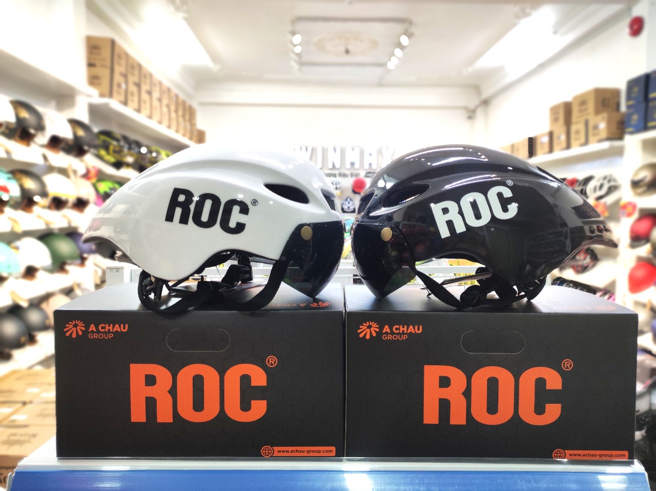 [HOT] NÓN BẢO HIỂM XE MÁY MD16 ROC, THỜI TRANG, TRẺ TRUNG, NĂNG ĐỘNG ( CÓ KÍNH+ÁO TRÙM MŨ+ TAY MÈO ) ROC CHÍNH HÃNG