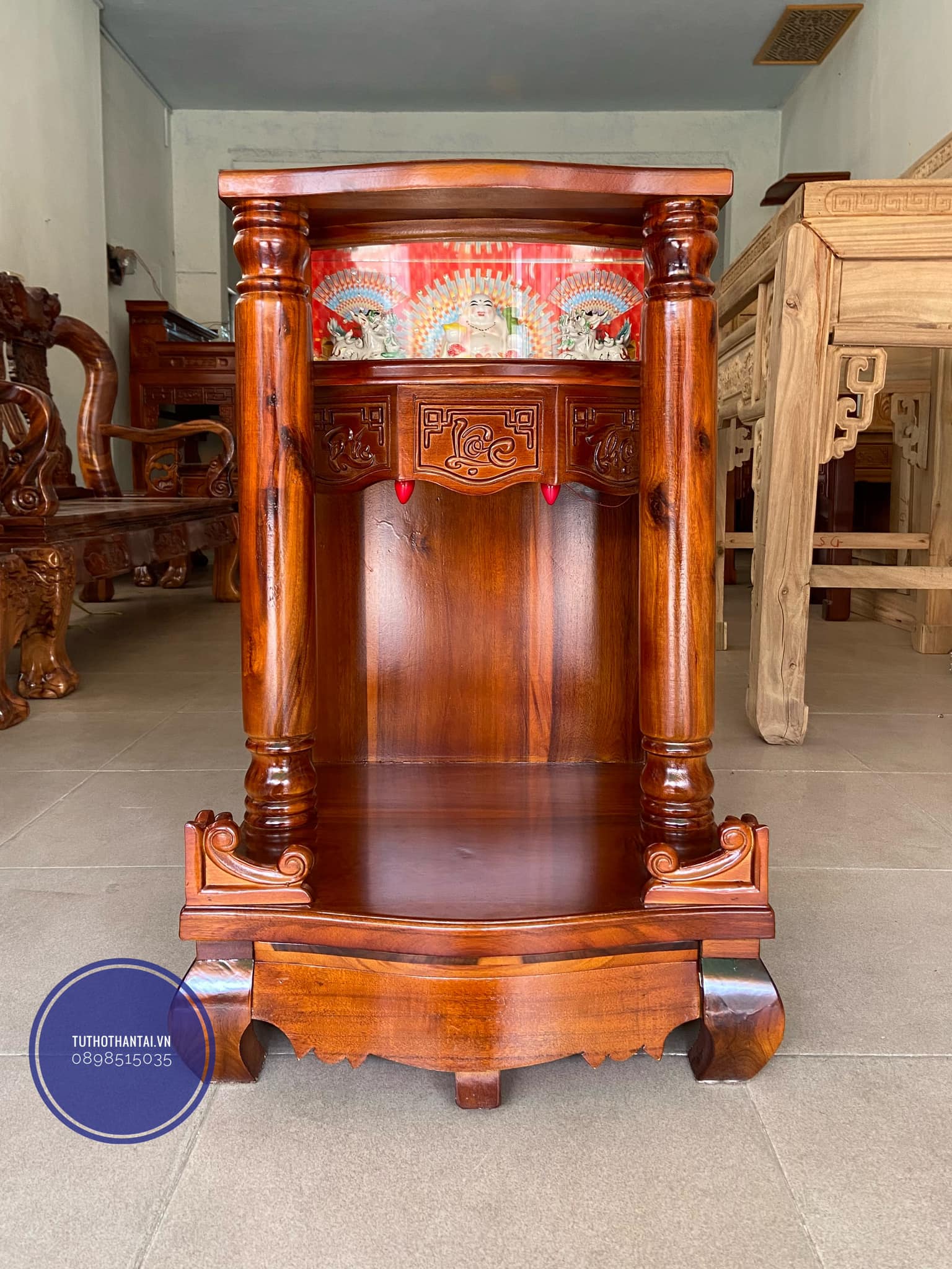 Bàn thờ thần tài có Hộp đèn cột tròn trơn - gỗ Tràm bông vàng