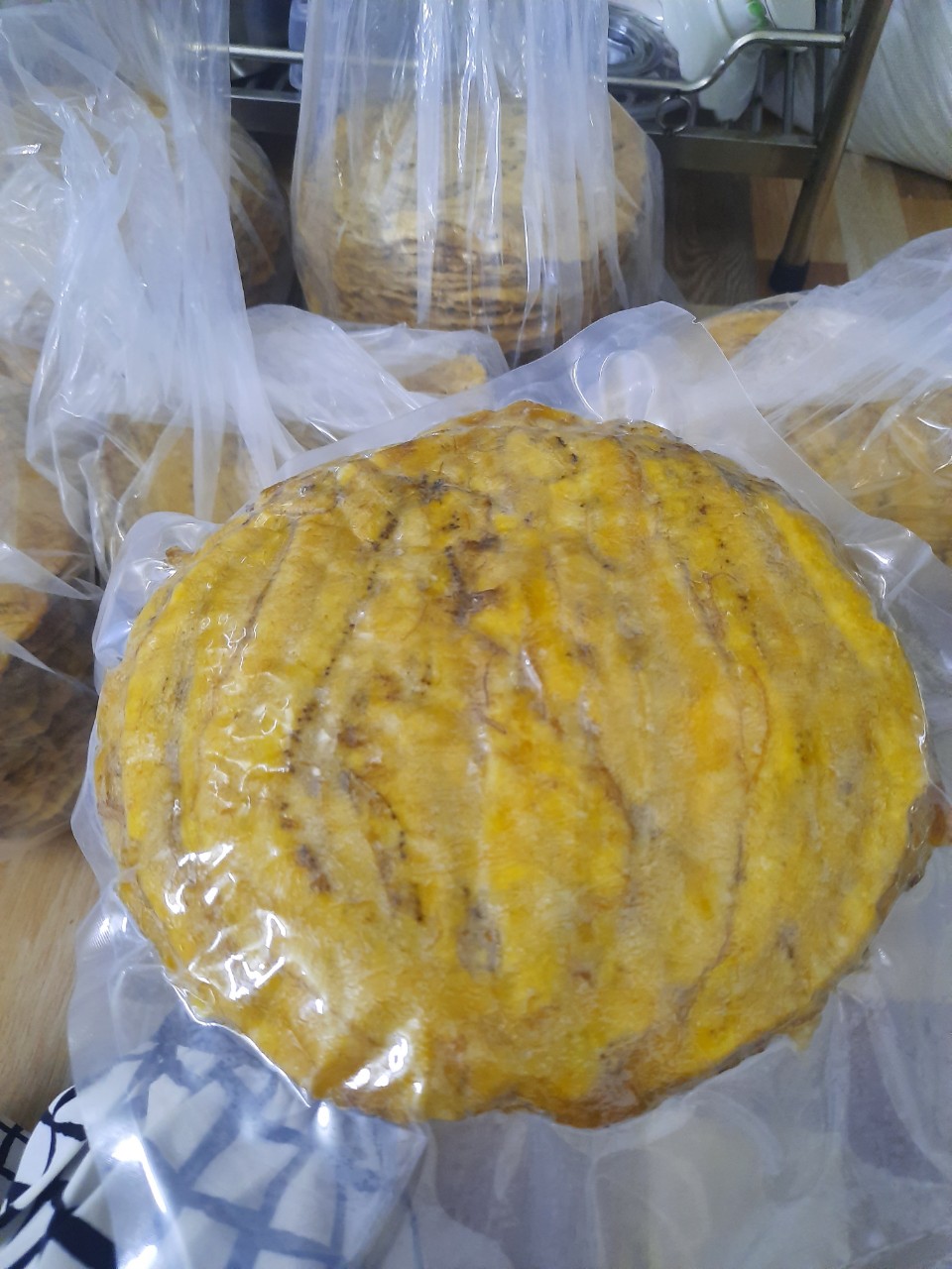 Chuối khô ép dẻo miền tây, chuối ngon loại 1 lh: 0944700717