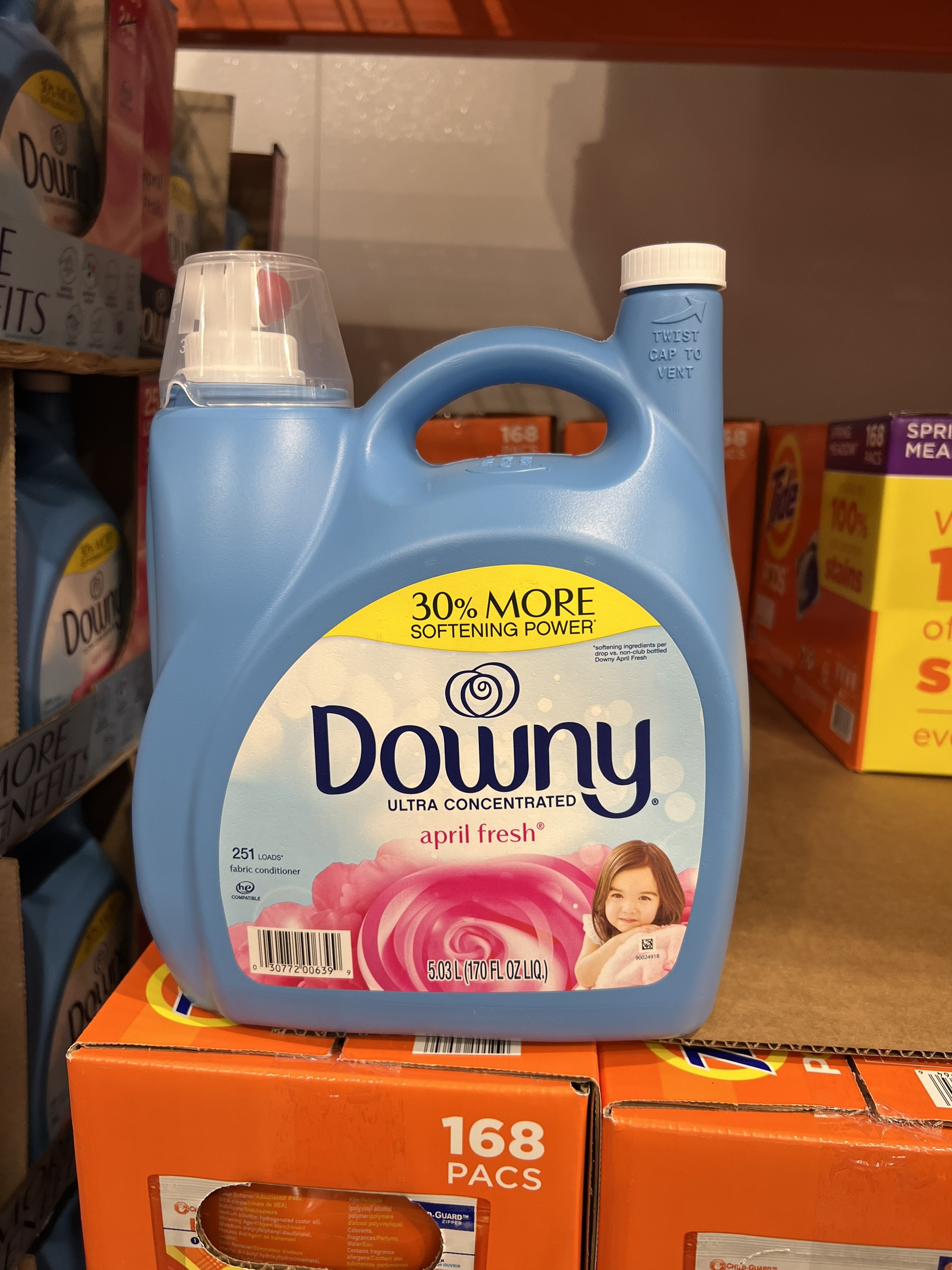 Nước xả vải downy ultra april fresh 5,03l