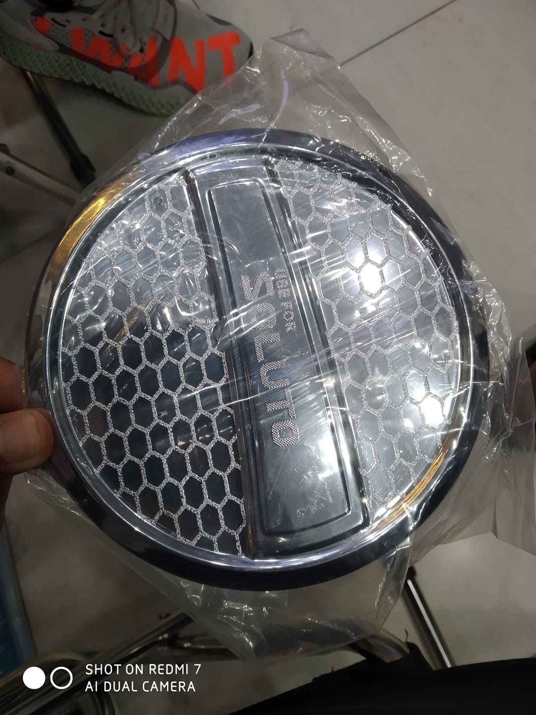 Ốp mạ nắp bình xăng kia soluto