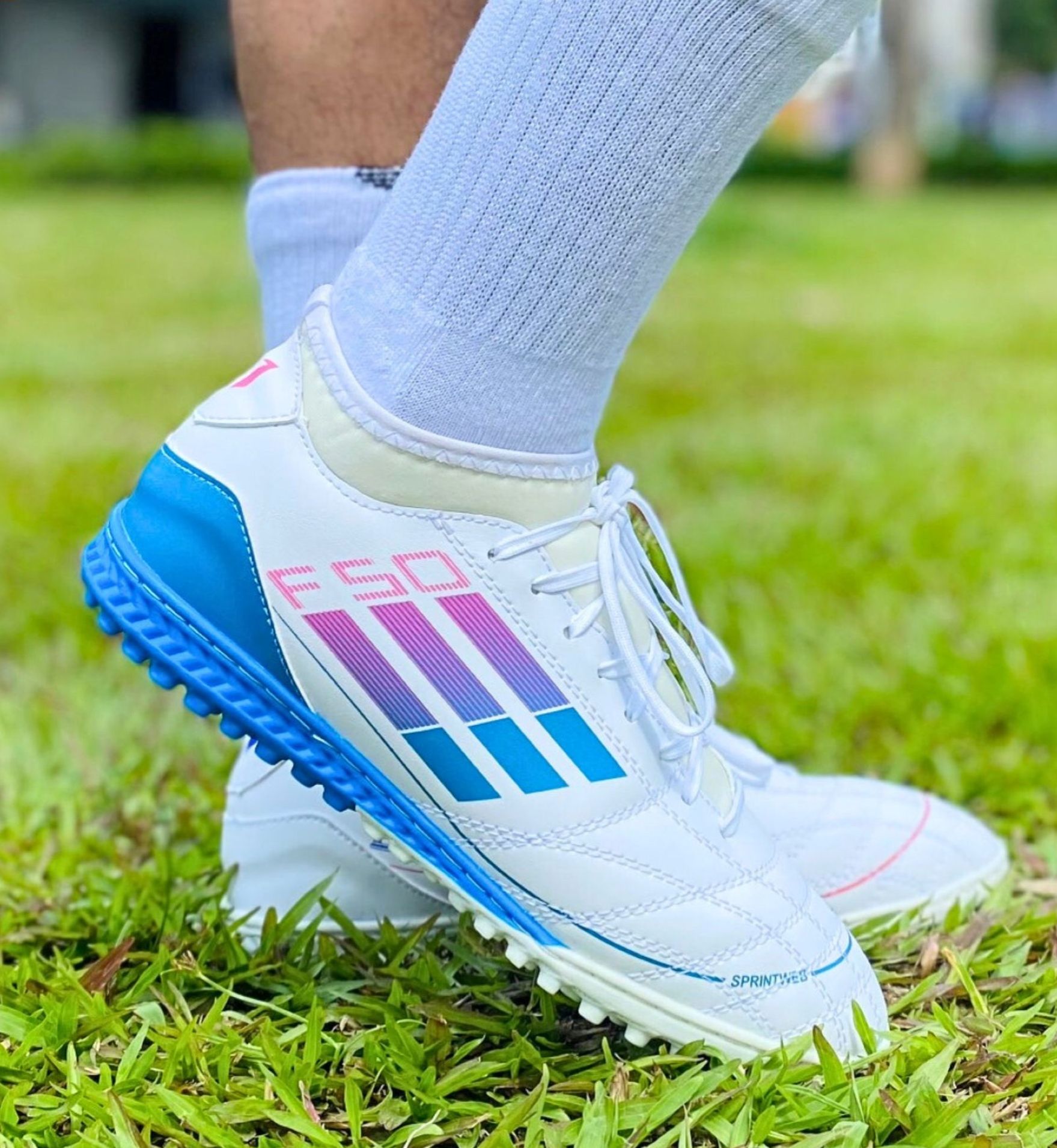 Giày đá bóng WAKA phiên bản F50 Elite đế cao su lót đệm EVA_Giày bóng đá cổ cao X CRAZYFAST sân nhân tạo (khâu full đế)