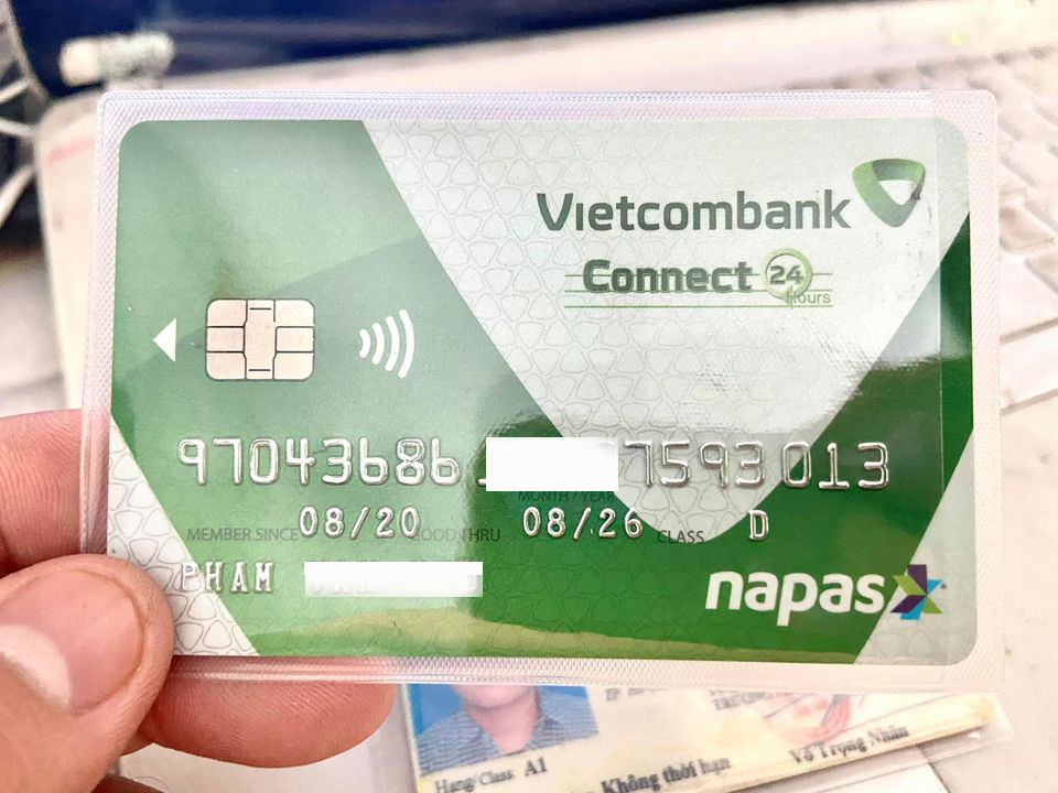 [HCM]10 Túi Ví Đựng Bảo Vệ Chống Xước Thẻ ATM Card Visit CMND Driver License Bằng Lái Xe Trong Suốt
