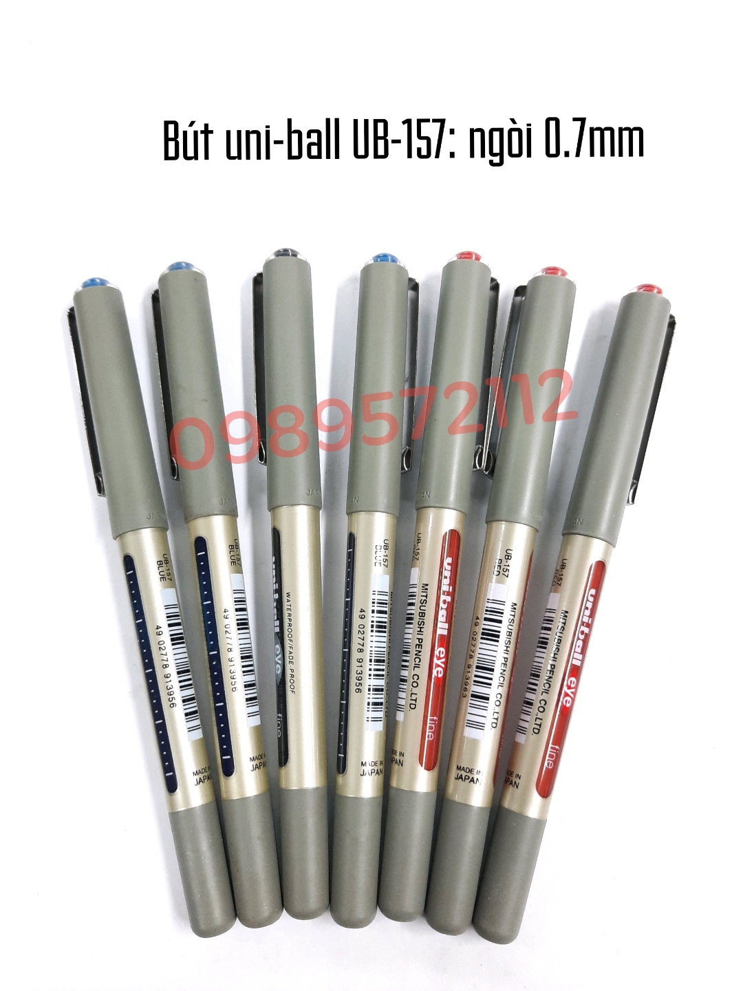 Bút Uni-ball UB-157 ngòi 0.7mm. (1 cái)