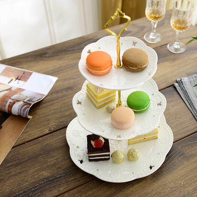 Khay đĩa 3 tầng hình tháp đựng bánh kẹo, hoa quả trên bàn ăn bằng sứ, khung kim loại siêu bền, chịu lực tốt, Tháp nhựa cao cấp 3 tầng để mứt tết