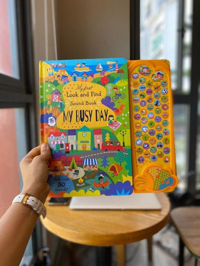 Sách âm thanh 50 nút chủ đề busy day cho bé - sách nhạc điện tử phát ra âm thanh - em bé store - giảm giá 15%