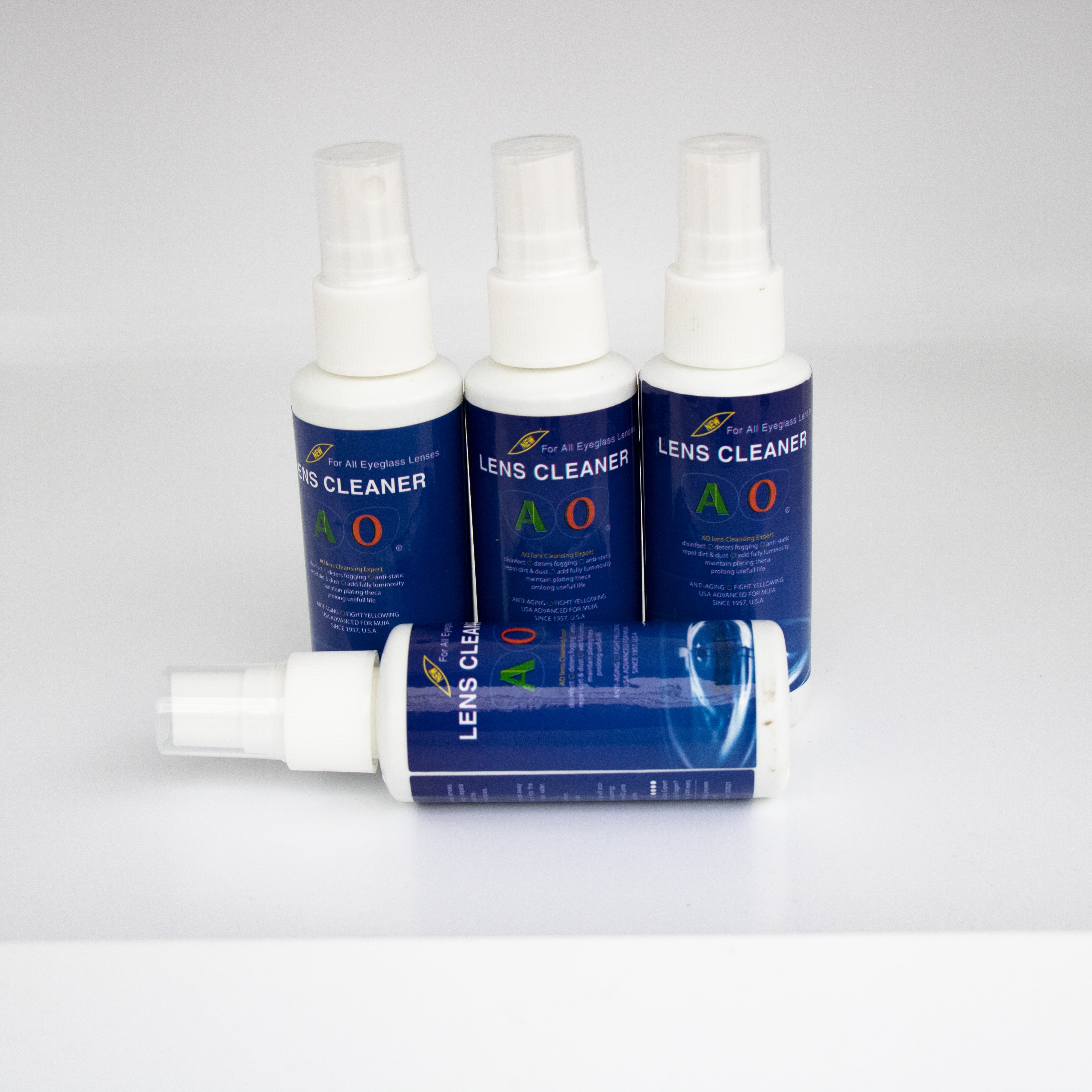 Nước lau mắt kính Lens Cleaner, làm sạch mắt kính, dùng cho tất cả các loại kính