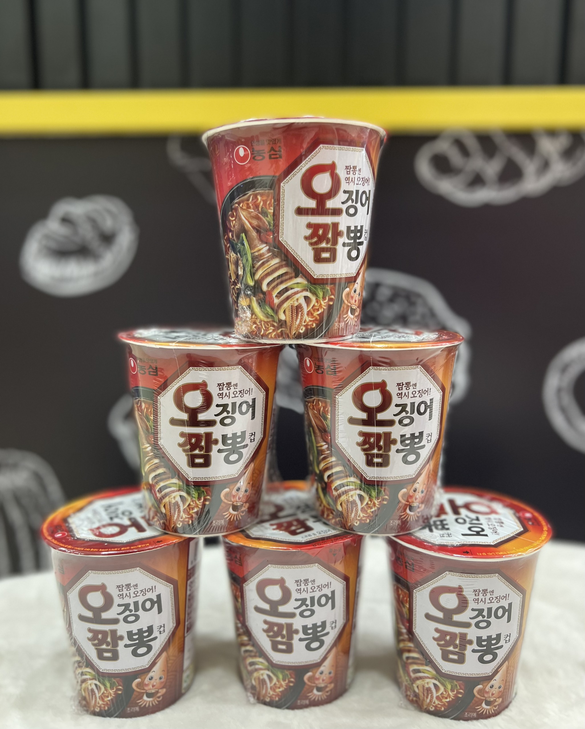 Mỳ ăn liền nhập khẩu hàn quốc vị mực champong nongshim (67g