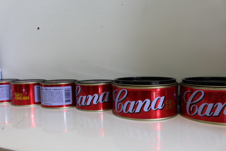 Hộp cana đánh bóng 220g và 100g hàng thái lan...