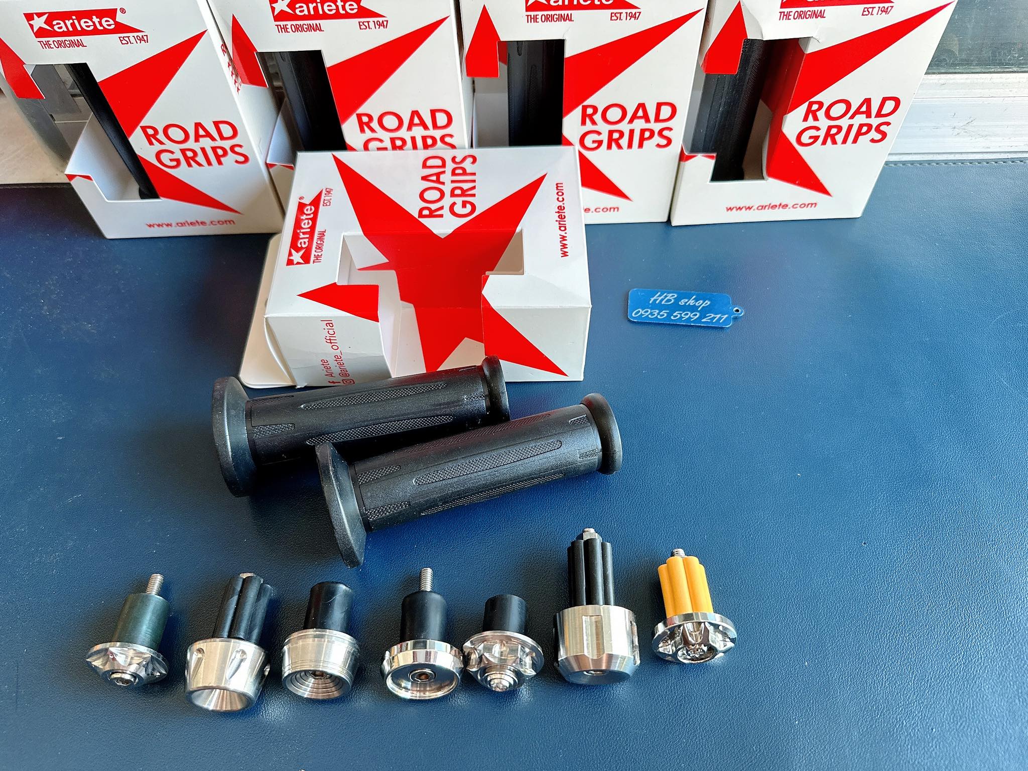 BAO TAY ARIETE BMW KÈM GÙ SALAYA INOX 304