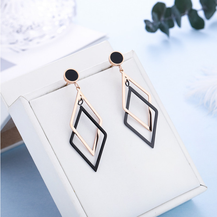 Bông tai dự tiệc 2 màu hình thoi ko han rỉ tt 4349